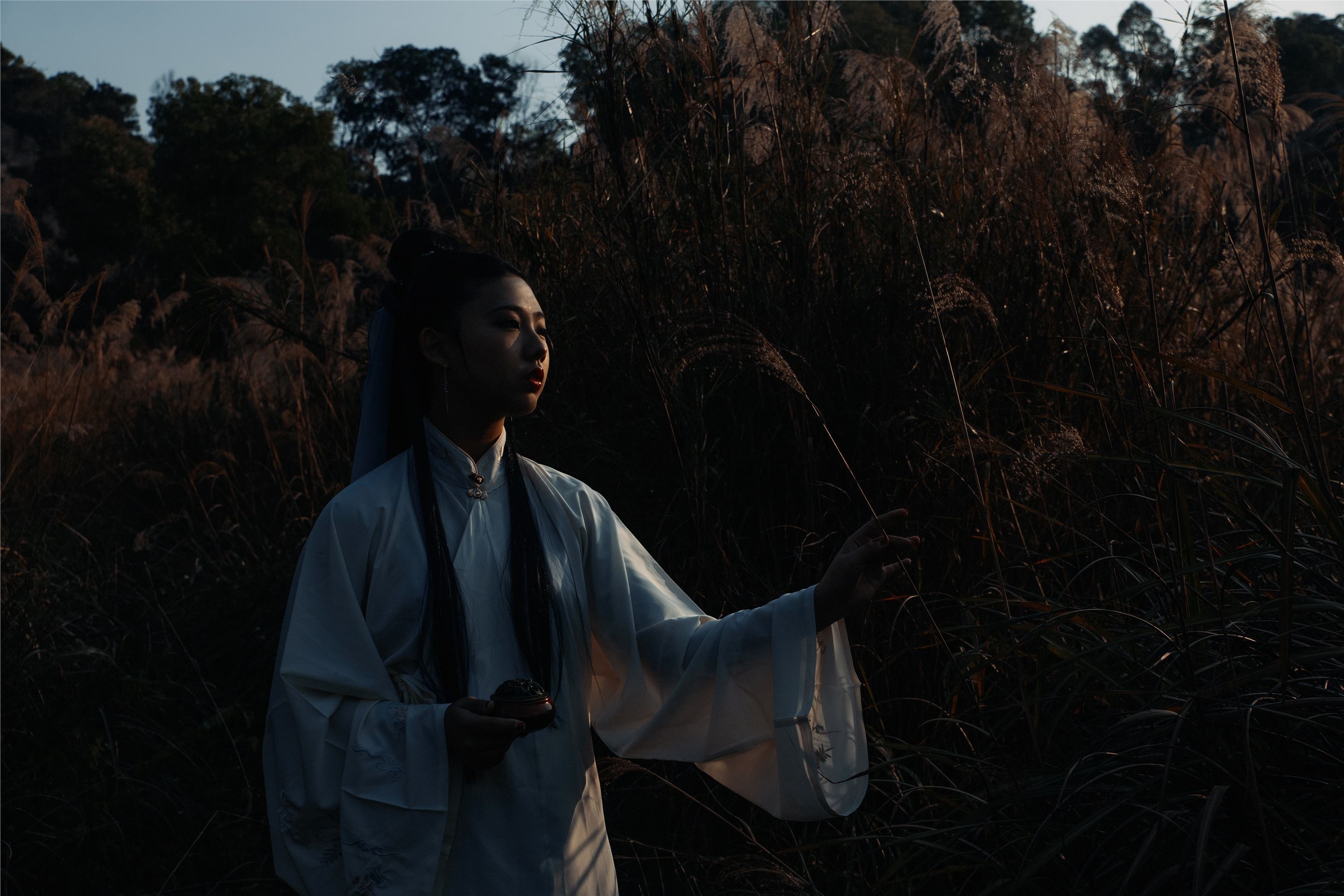 YITUYU艺图语 2021.09.06 忘尘 杍愉